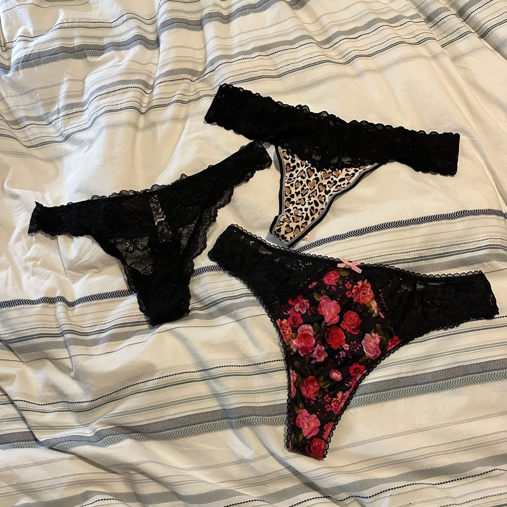 3 Pair Thong, Lot VS